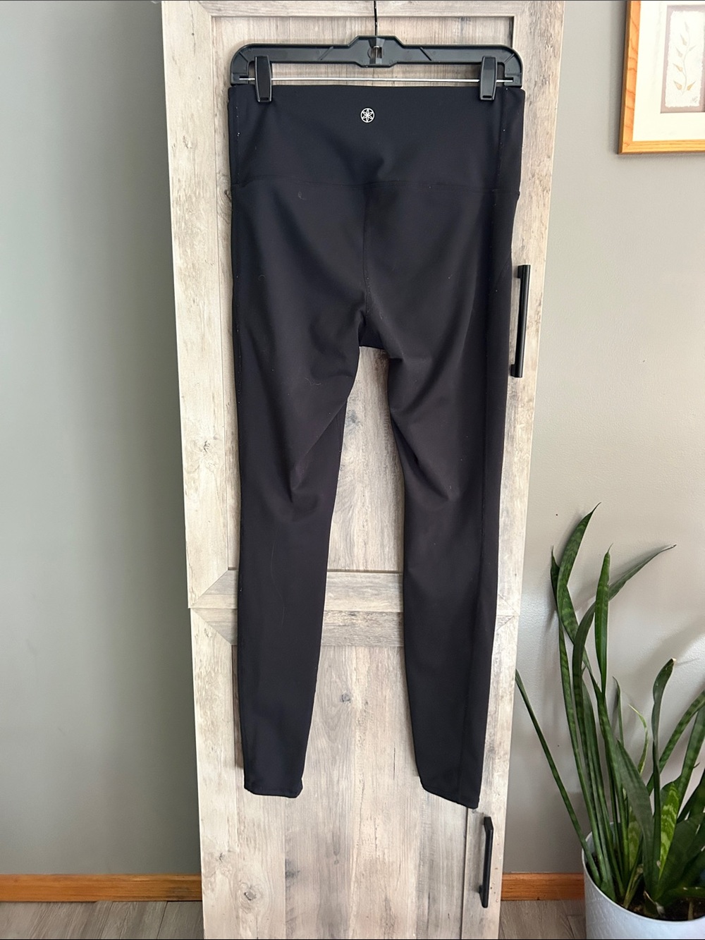 Gaiam black yoga pants